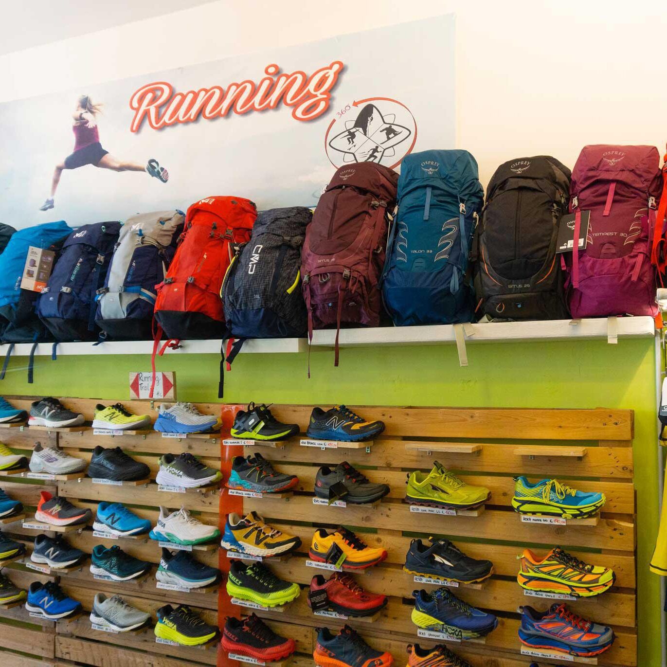 runout-negozio-abbigliamento-outdoor-attrezzatura-arrampicata-alpinismo-running-trail-alpinismo-snowboard-splitboard-5